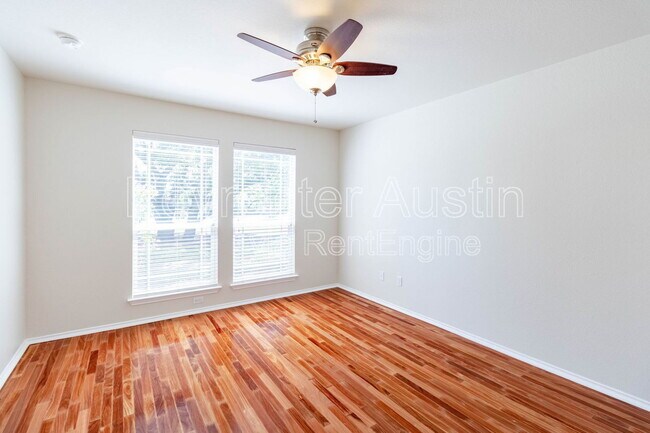 Building Photo - 1704 Sand Hills Dr