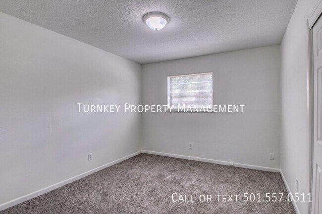 Building Photo - 1301 Stafford Rd