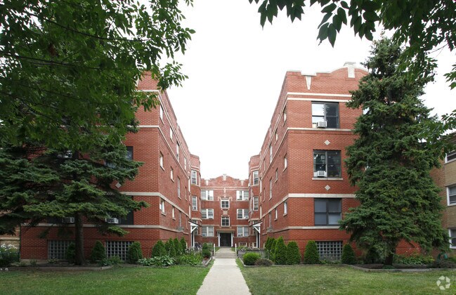 Building Photo - 3930-3934 N Keeler Ave