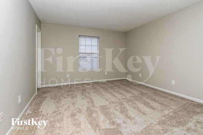 Building Photo - 540 Garden Grace Dr