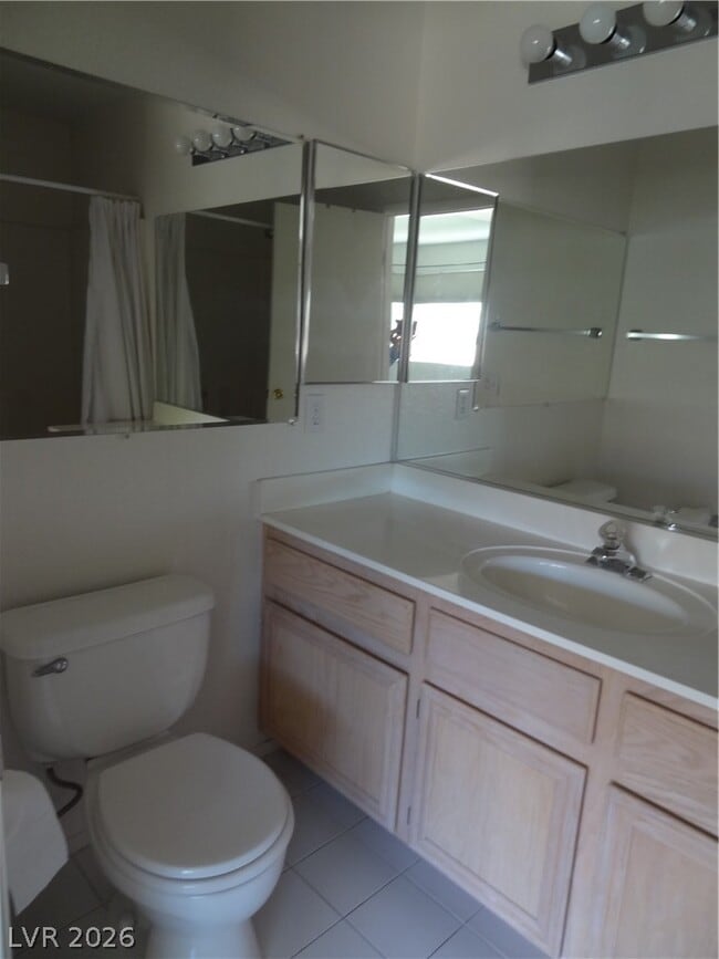 Building Photo - 1029 Allure Dr