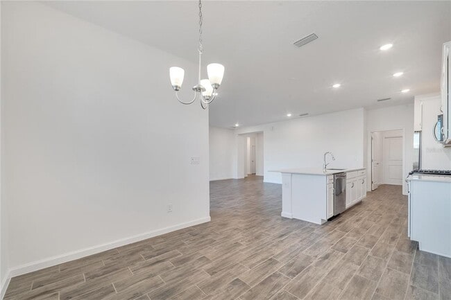 Building Photo - 2272 Sirena Ln