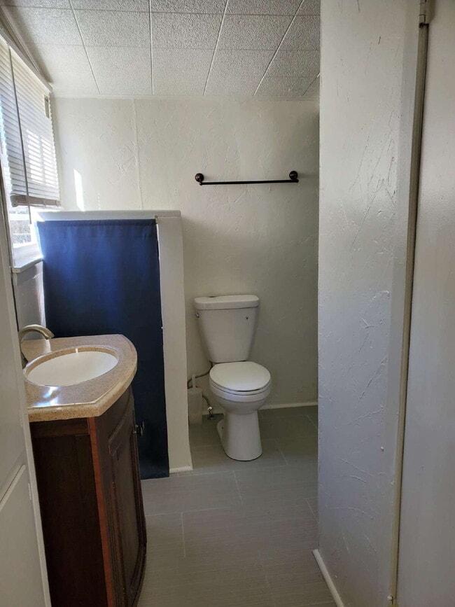 Building Photo - 310 S Crook