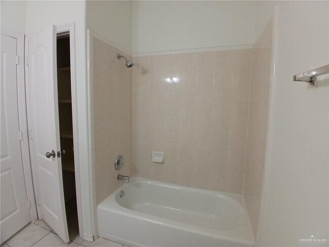 Building Photo - 128 San Jacinto St