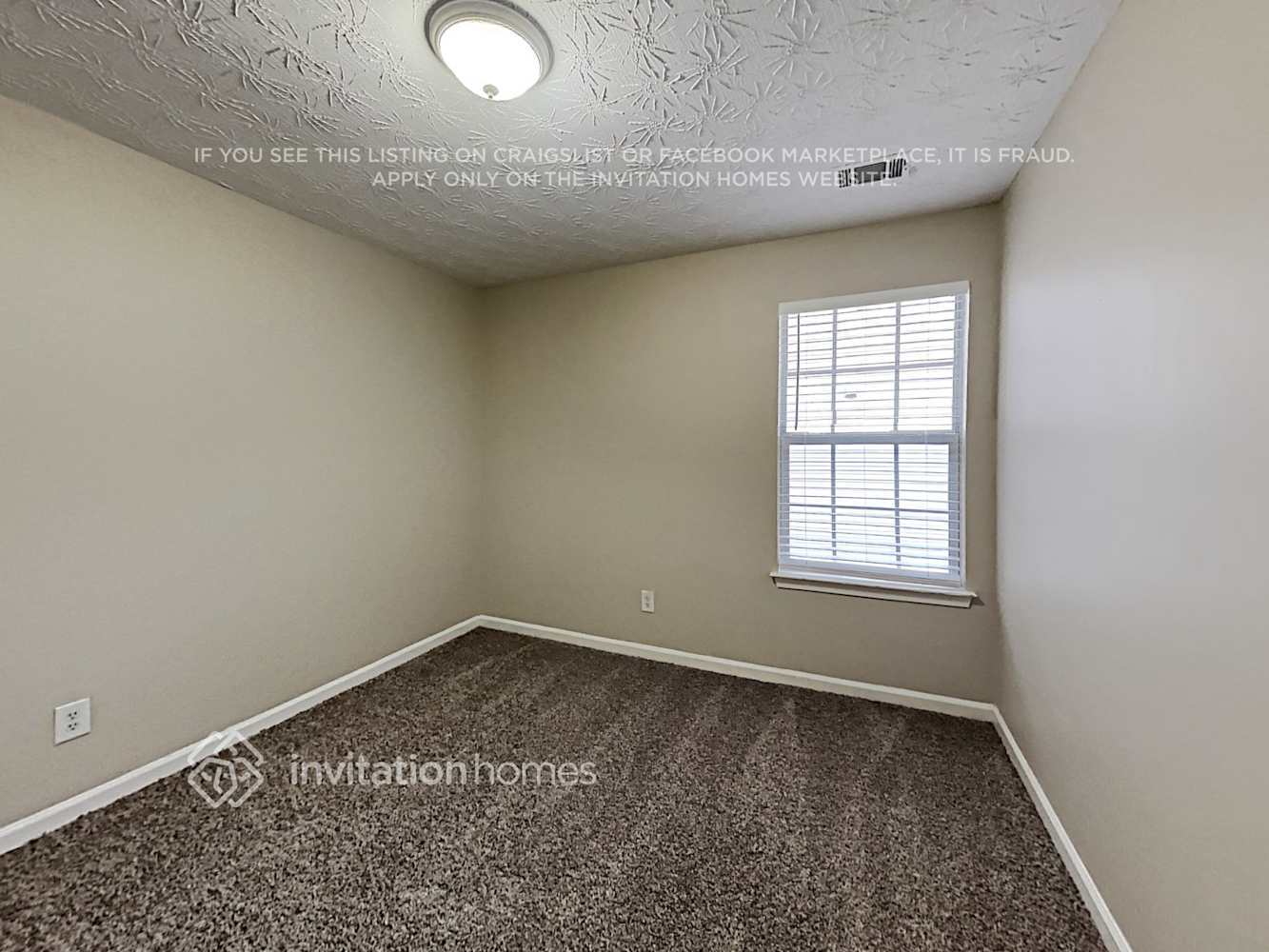 Building Photo - 424 Spring Head Ct