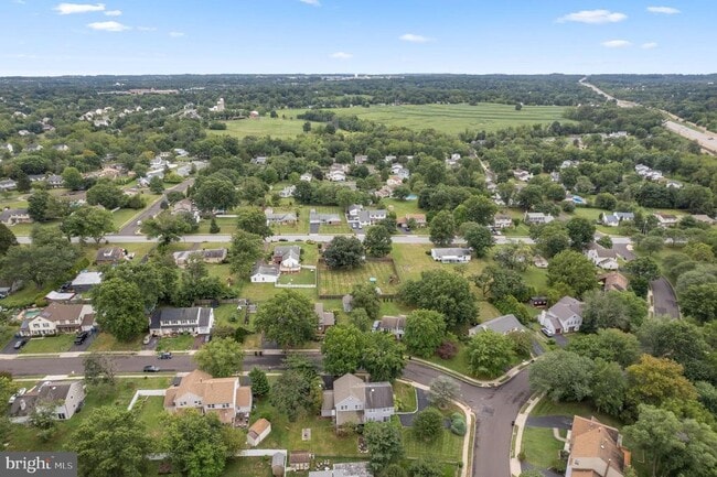 Building Photo - 1578 Yeakel Way
