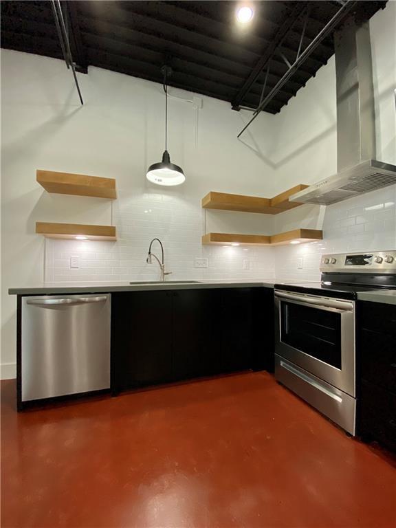 Building Photo - 111 S Main St