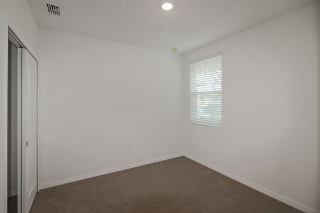 Building Photo - Magnolia Bay Annual Home for Rent