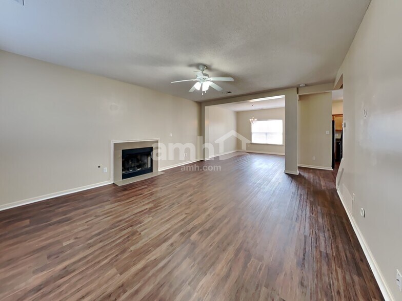 Building Photo - 7343 Hampton Valley Cv