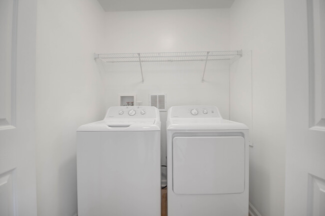 Laundry Room - 118 Congress Street