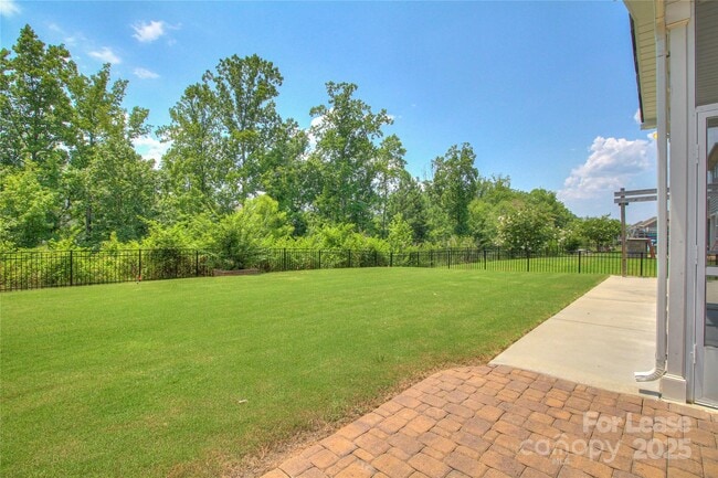 Building Photo - 3013 Hamilton Mill Dr