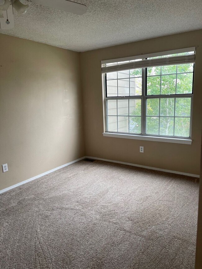 Building Photo - 17497 E Rice Cir