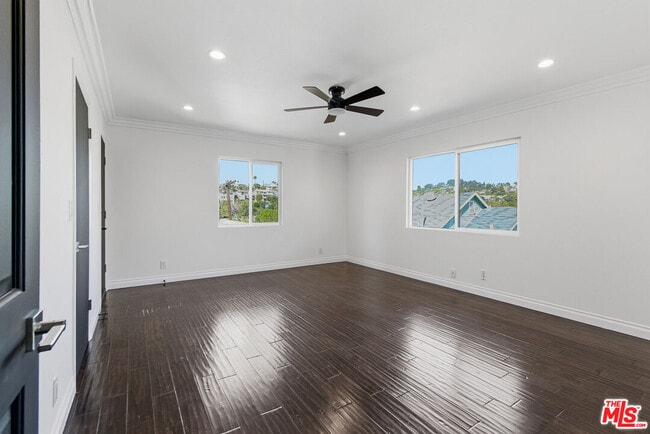 Building Photo - 1301 Angelus Ave