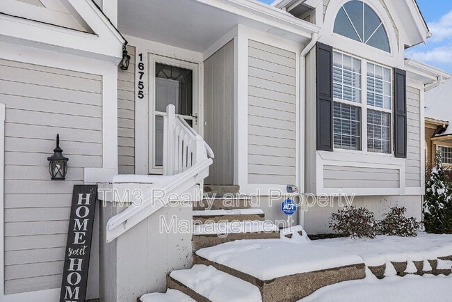 Building Photo - 16755 W 156th Terrace