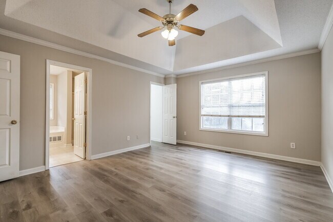 Building Photo - 7254 Brittany Way