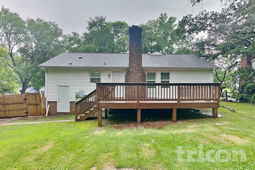 Building Photo - 9223 Shackleford Terrace