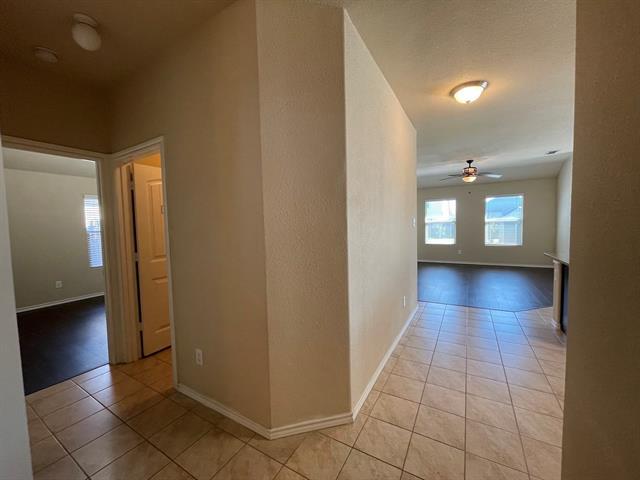 Building Photo - 5160 Grayson Ridge Dr