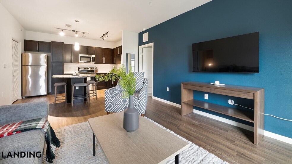 Building Photo - 12700 Ridgeline Blvd