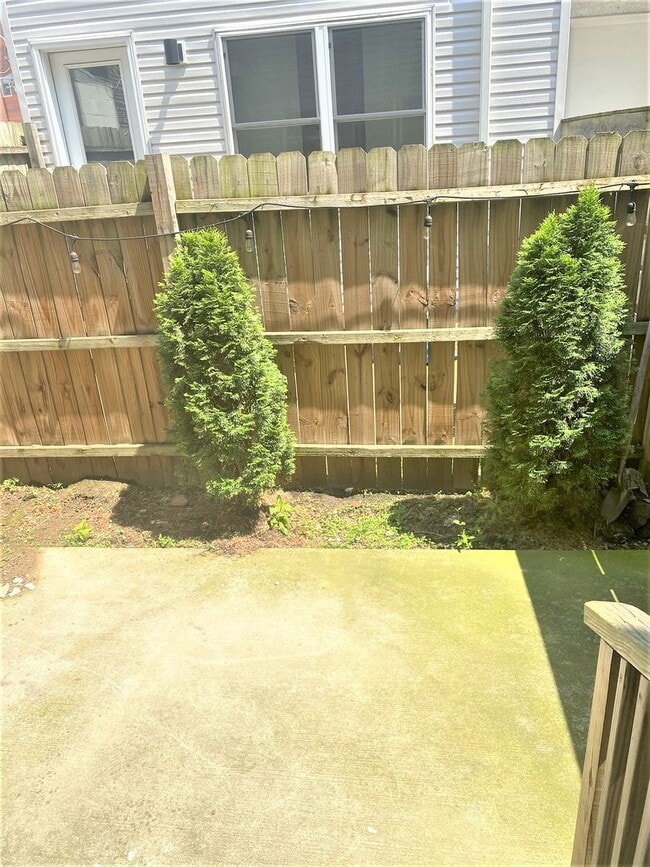 Building Photo - House for Rent in Fishtown