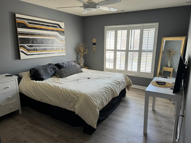 Building Photo - 5978 Chasewood Pky