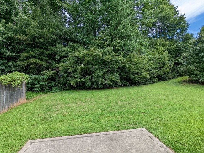 Building Photo - CABARRUS COUNTY-HIGHLAND CREEK 4 BEDROOM/2.5 BATH