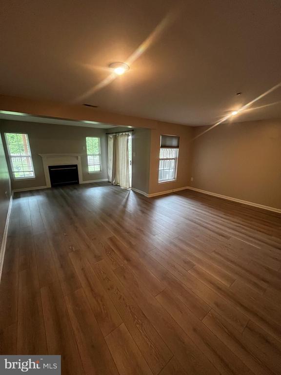 Building Photo - 141 Spencer Cir
