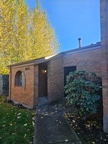 Building Photo - 8817 NE 15th Ave