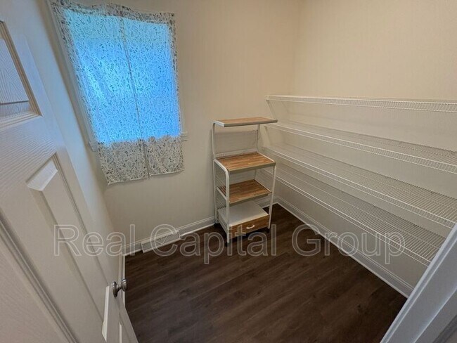 Building Photo - 43 Timber Creek Dr