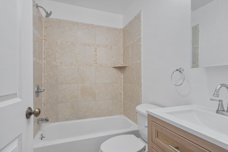 Building Photo - 149 Grant Ave