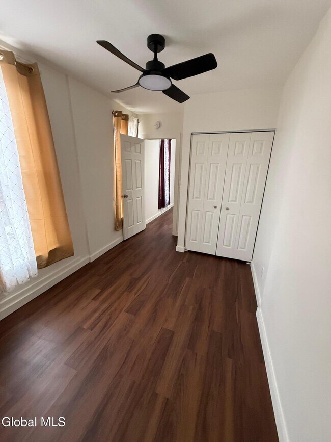 Building Photo - 8 Harrison Ave