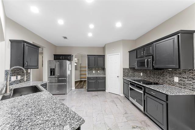 Building Photo - 17958 Brent Dr
