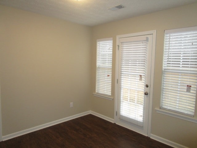 Building Photo - 2508 Hannah Haven Dr