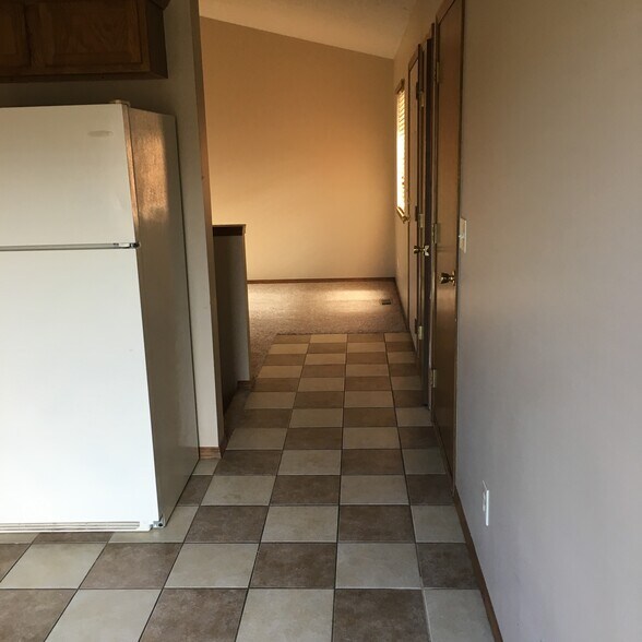 Building Photo - 3844 N Pepper Ridge St