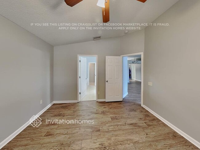 Building Photo - 10418 Soaring Eagle Dr