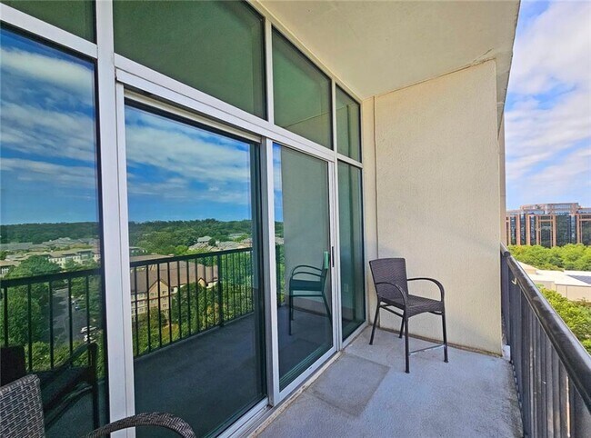 Building Photo - 4561 Olde Perimeter Way