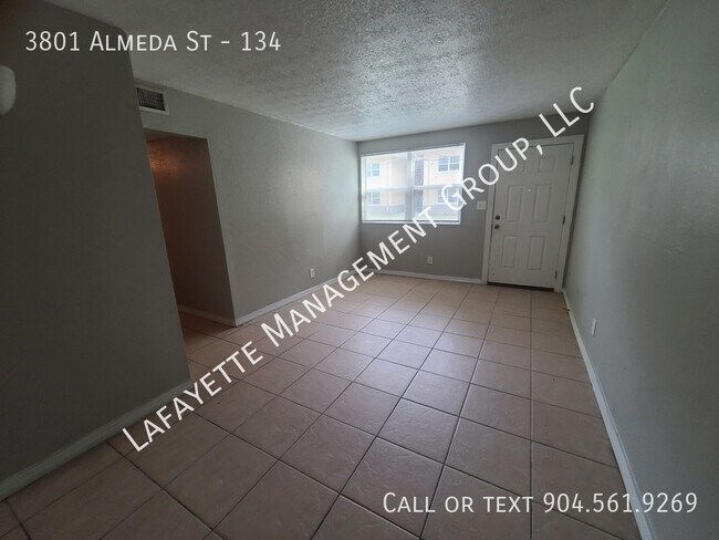 Building Photo - 3801 Almeda St