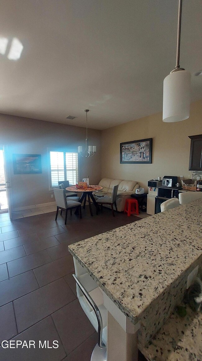 Building Photo - 13076 Cozy Cove Ave