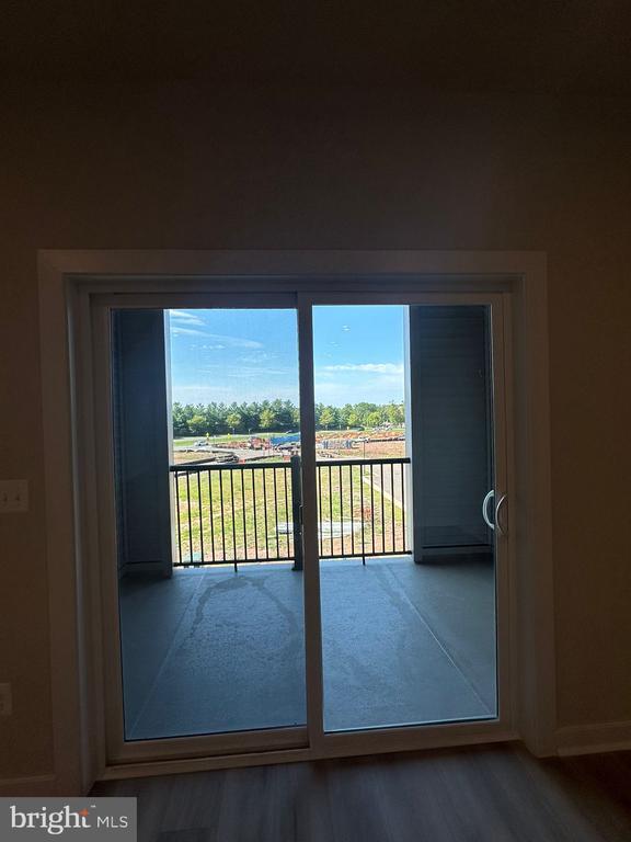 Building Photo - 43799 Middleway Ter