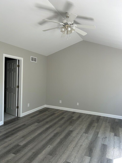 Building Photo - 21 Saint Kathleen Ct