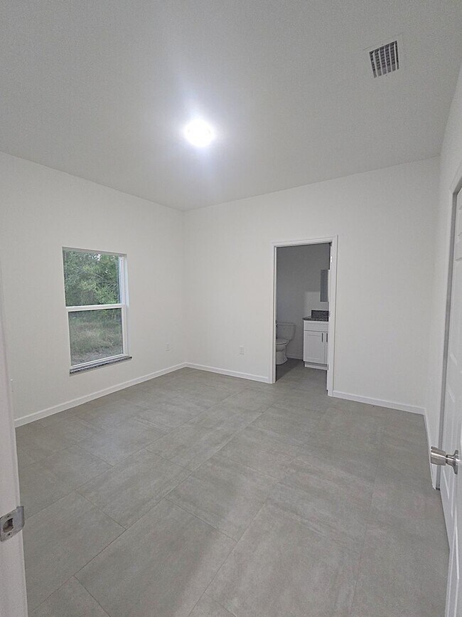 Building Photo - Brand New 2/2/1-Great Location- SW Lehigh Acres