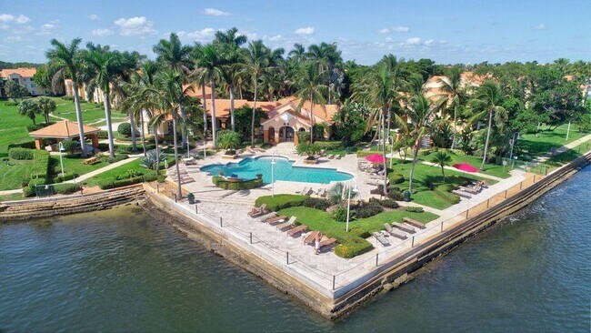 Building Photo - 123 Yacht Club Way