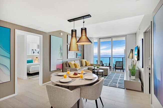 Building Photo - 4010 S Ocean Dr