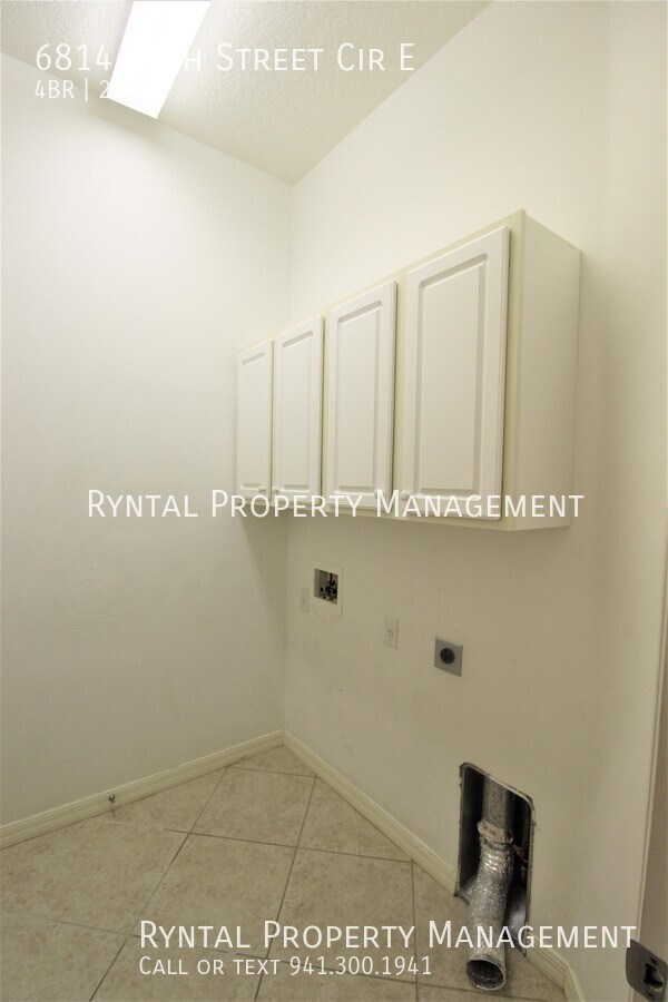 Building Photo - 6814 74th Street Cir E