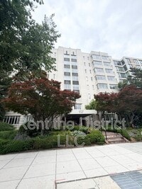 Building Photo - 1727 Massachusetts Ave NW