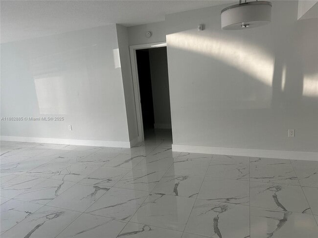 Building Photo - 5900 SW 127th Ave