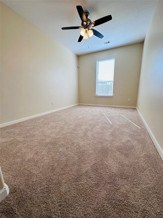 Building Photo - 1607 Bel Riposo Ln