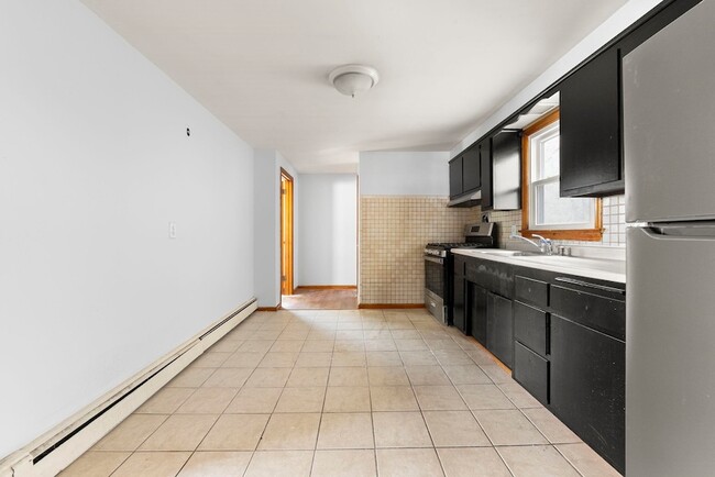 Building Photo - 336 Princeton Ave