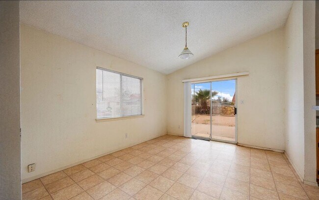 Building Photo - 2488 Tierra Rica Way