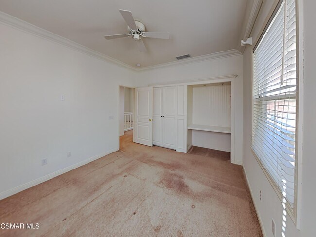 Building Photo - 115 Parkside Dr