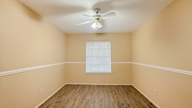 Building Photo - 17326 Harmony Hill Dr